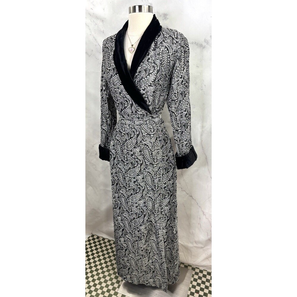 Vintage 70s Hostess Gown Robe Dress Silver Paisley Brocade Velvet S Whimsigoth - Picture 14 of 16